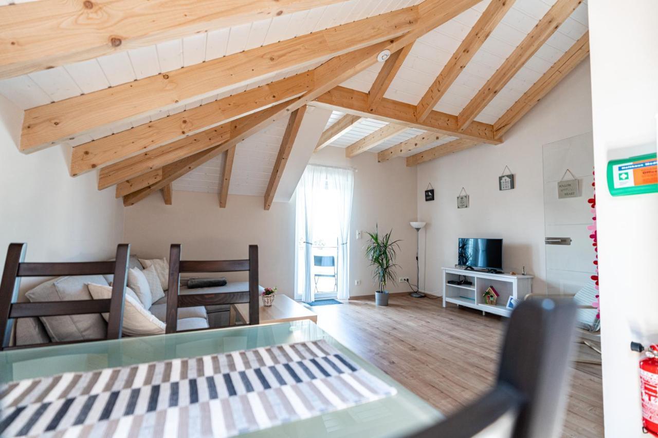 Ferienwohnung Bad Camberg - Apartment Goldener Grund Bagian luar foto